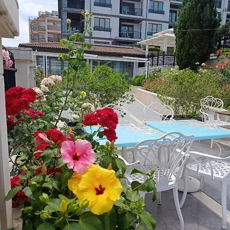 Rose Gardens * Πομόριε
